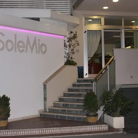 מלון Sole Mio 3*